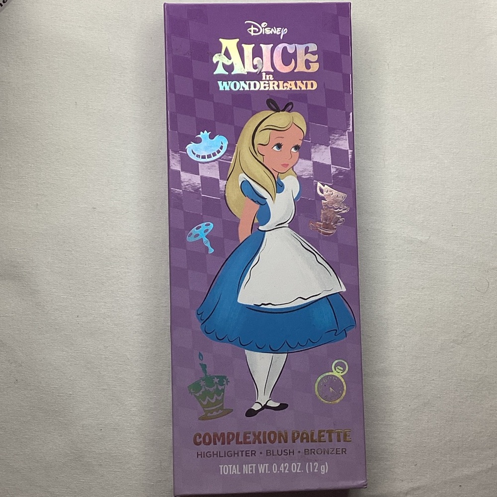 Disney Alice in Wonderland Makeup Palette - Purple and Blue
